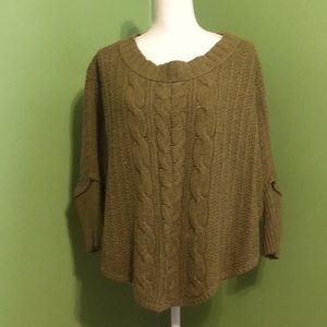 LOFT green cable knit‎ sweater poncho